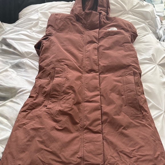 North Face coat - Picture 13 of 14